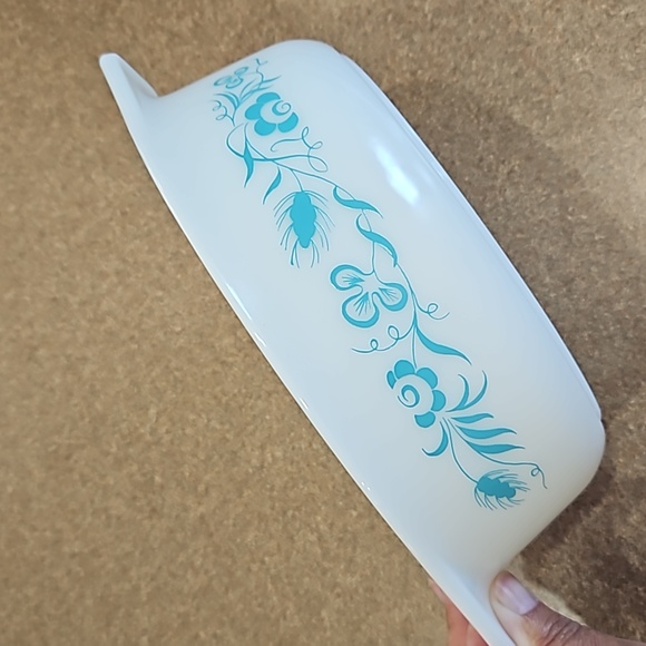 Vintage Pyrex 1.5 Qt "Meadow" Casserole!!! - Picture 13 of 17